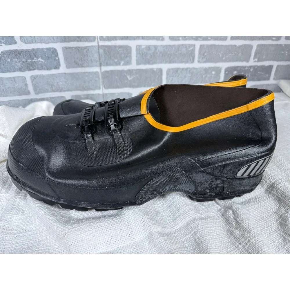 LaCrosse 5 ATS Overshoe Black Rubber‎ Studded Traction Boots Mens 15 229131 NEW